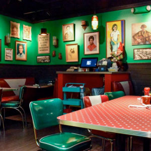 Photo of interioir of Friendly Toast restaurant